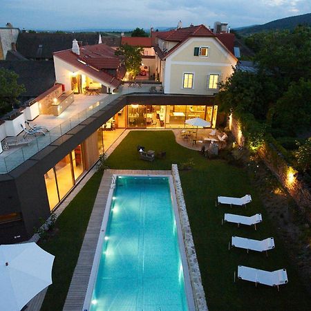 Hotel Landhaus Moserhof 굼폴드스키르첸 외부 사진