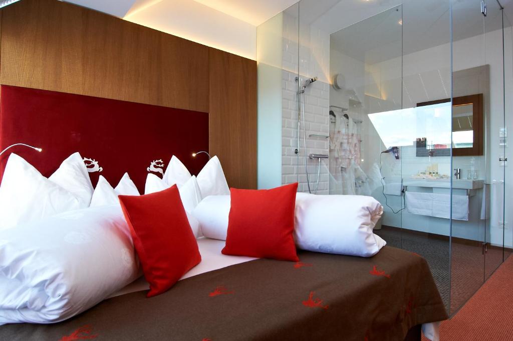 Hotel Landhaus Moserhof 굼폴드스키르첸 객실 사진