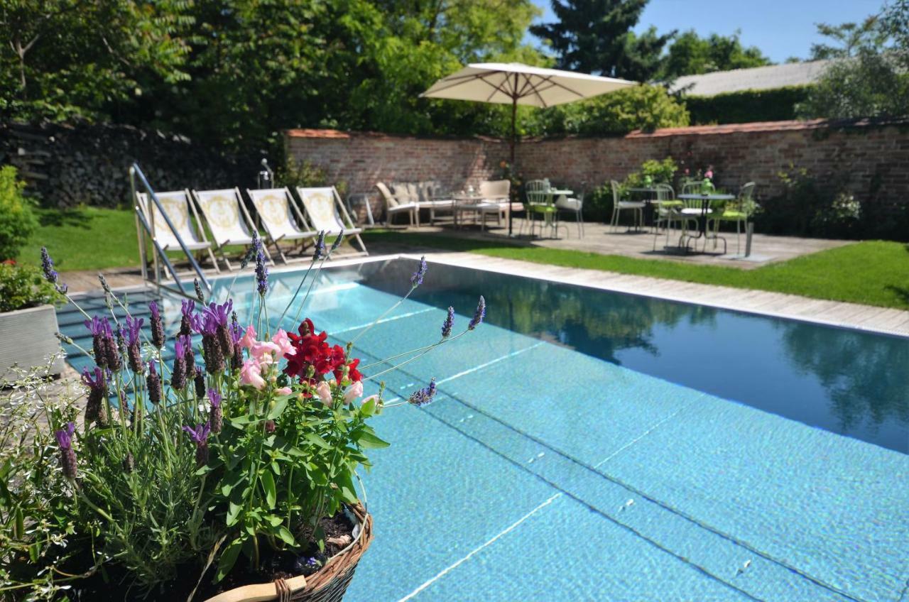 Hotel Landhaus Moserhof 굼폴드스키르첸 외부 사진