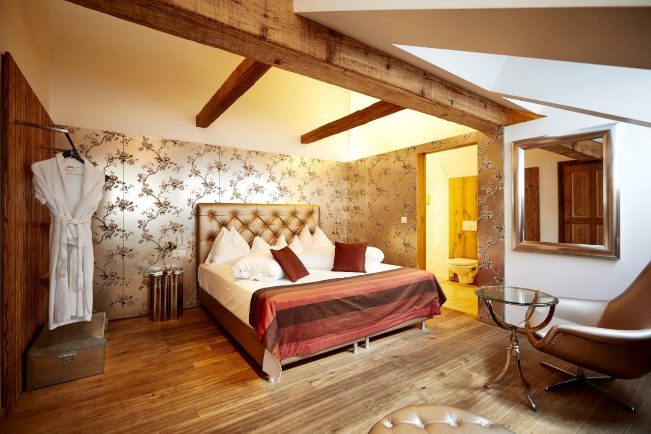 Hotel Landhaus Moserhof 굼폴드스키르첸 외부 사진